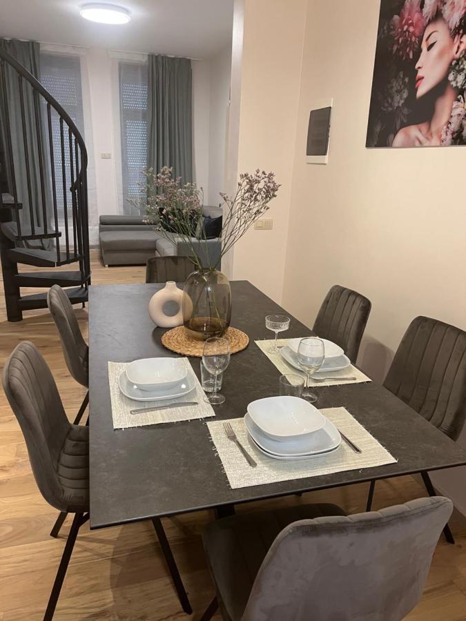 Exclusive Two-Level Apartment With Private Terrace On The Canal בריסל מראה חיצוני תמונה
